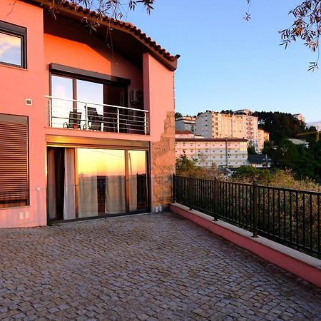 T1 Com Cozinha E Vista Magnifica No Centro De Seia Apartment Exterior foto